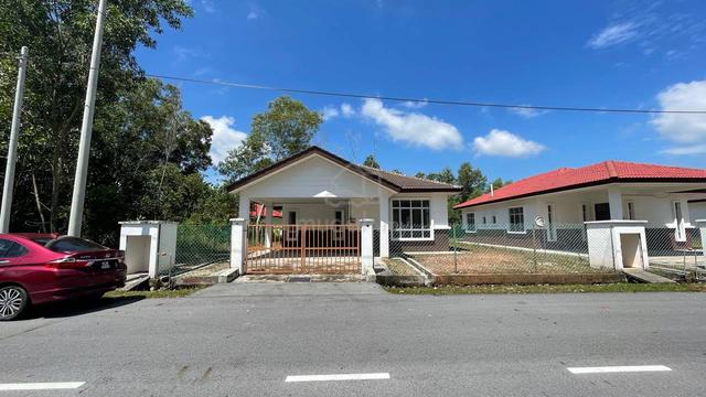 [MURAH LOW DEPO] Rumah Banglo Setingkat Mahkota Hills Mantin  1