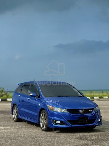 2014 Honda STREAM 1.8 i-VTEC FACELIFT (A) - 1