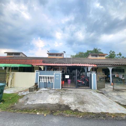 FULLY RENOVATED | Single Storey Terrace Taman Sri Serdang | Size 20x70 1