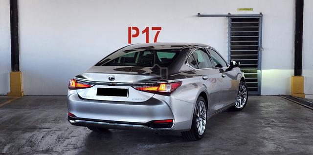 2021 Lexus ES250 LUXURY 2.5L (A) LEXUS F/SVC RCRD! - 2