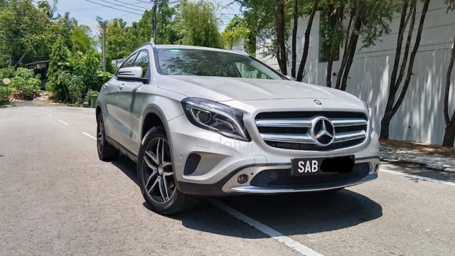 2015 Mercedes Benz GLA200 1.6 (A)Turbo SUV - 1