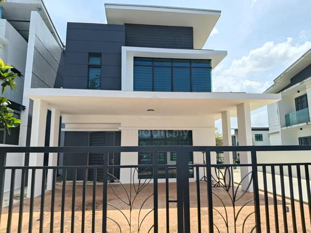 Looking for comfortable room to rent at Kotasas, Kuantan, Pahang 1