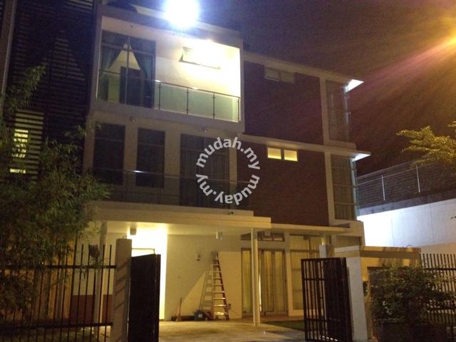 apollo ttdi medical centre