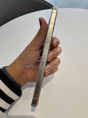 Iphone 15 Pro Max 256GB White - photo 4 of 6