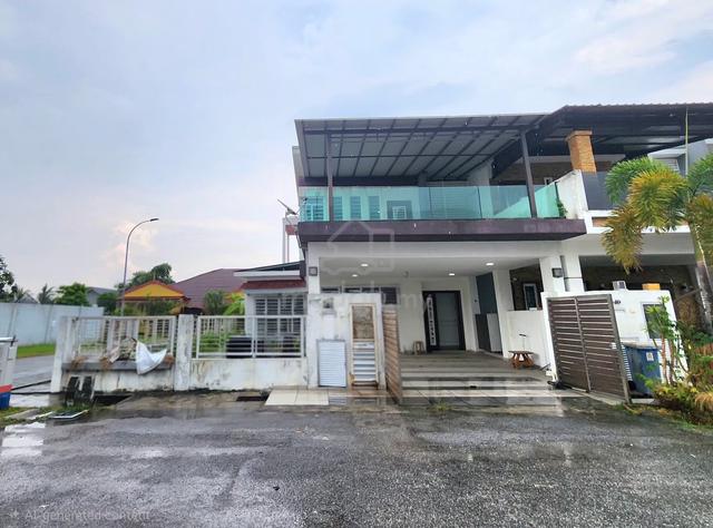 End Lot Double Storey Jalan Merbuk Teluk Panglima Garang 1