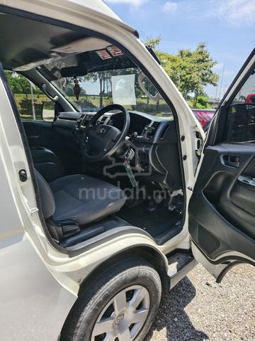 Toyota Hiace Window 2.5 Diesel 2017 - 3