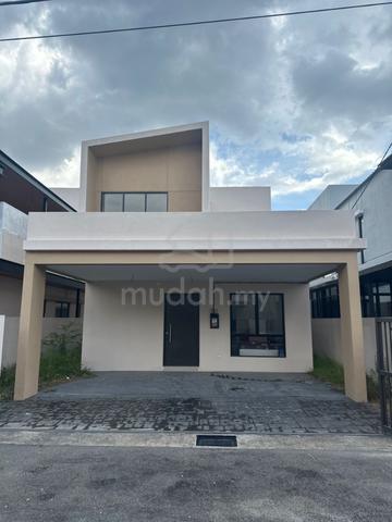 La Casa Kulim, Lunas bungalow 1
