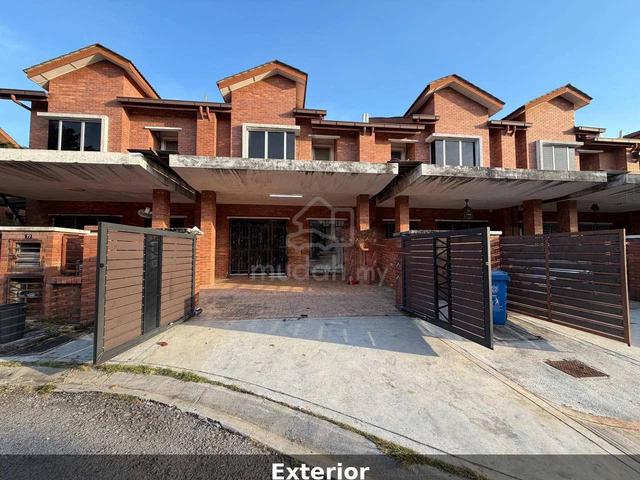 Alam Budiman, Seksyen U10 - Partial Furnished | Spacious Family Home 1
