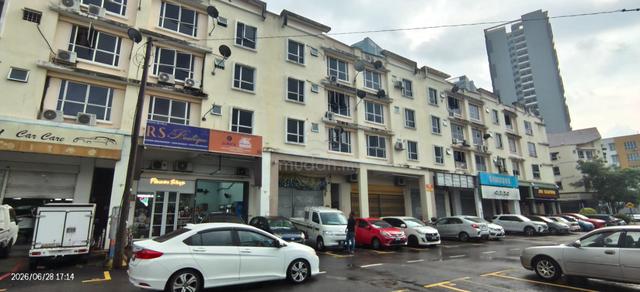 One Selayang 1