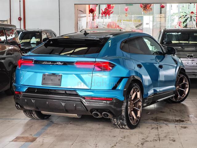 ALCANTARA 2023 Lamborghini URUS 4.0 PERFORMANTE ** - 5