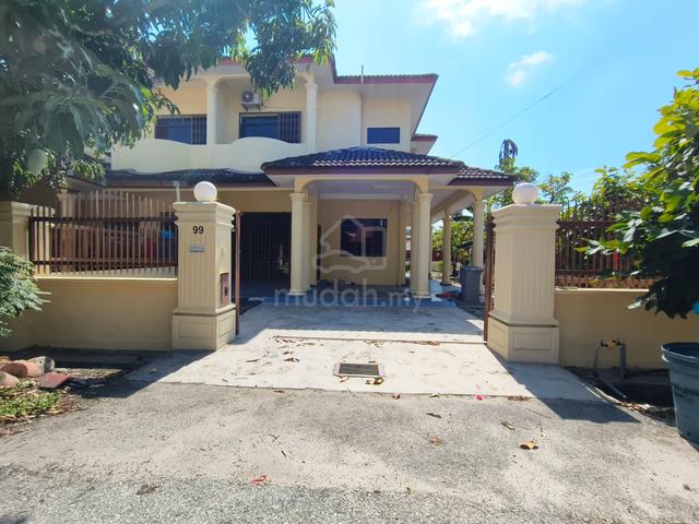 Muar Bukit Treh Double Storey Terrace House End Lot unfurnished unit 1