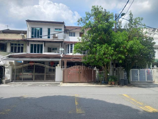 2.5 Storey Terrace For Sale/Ampang/Bumi Lot/Negotiable/Kuala Lumpur 1