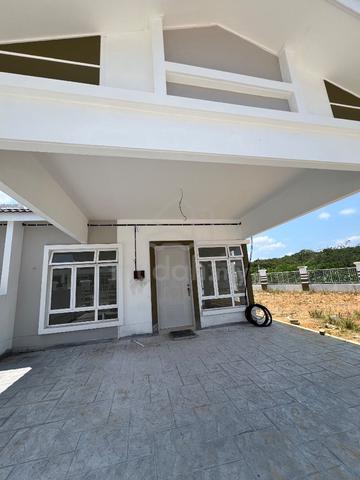 Freehold Mcl Single Storey CORNER Full Loan Tol Jasin Melaka 1