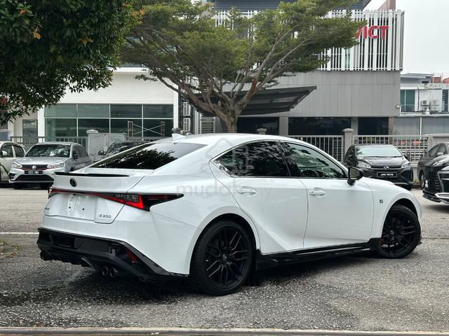TRD KIT 2021 Lexus IS300 2.0 F SPORT MODE BLACK - 2