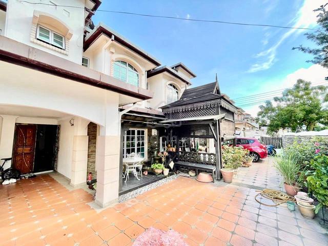 FULLY RENO & EXTENDED Double Storey Intermediate  USJ 2, Subang Jaya 1