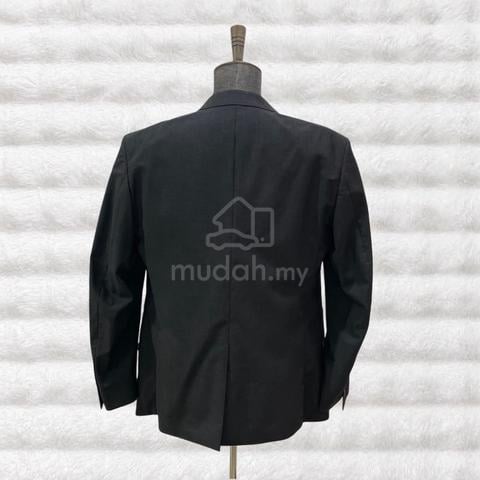 LV Uniforms Black jacket with Pin button - photo 2 of 5