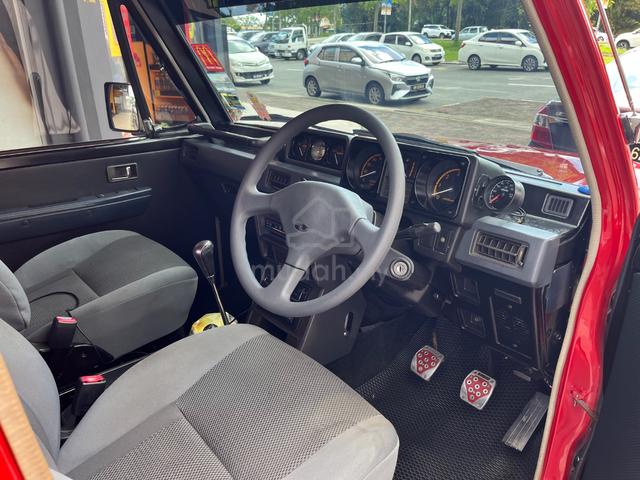 Mitsubishi PAJERO 2.5 (M) Turbo Rare 2 door - 3