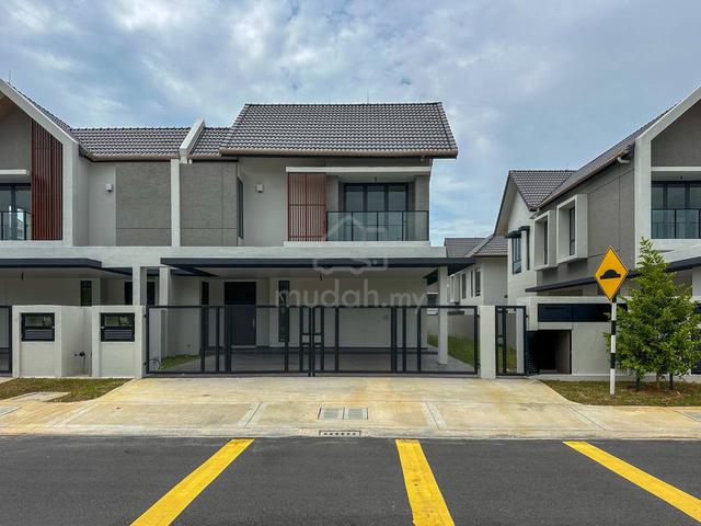 Facing Open Brand New Semi-d Aqila Serenia City Near Playground 1