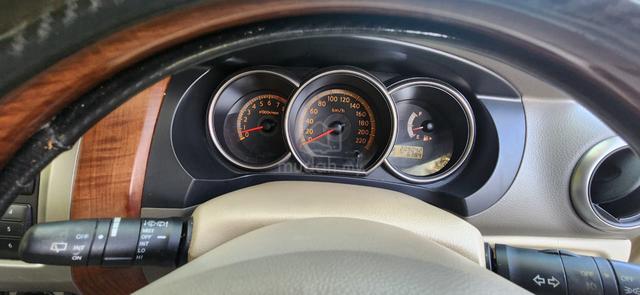 2007 Nissan GRAND LIVINA 1.8 PREMIUM/LUXURY (A) - 4