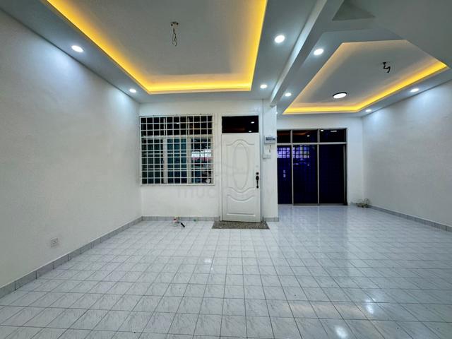 Taman Puteri Wangsa Double Storey Terrace House 4bed Ulu Tiram Johor 1