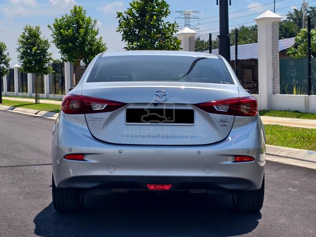 {2018}Mazda 3 2.0 HIGH SKYACTIV (A) F/Mazda Servis - 3