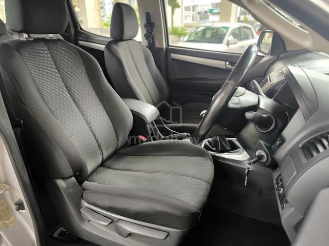 2018 Isuzu D-MAX 2.5 STANDARD 4X2 HI-RIDE - 5