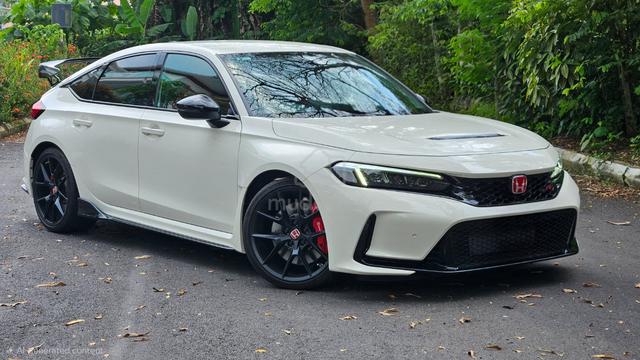 2025 Honda CIVIC 2.0 TYPE R FL5 / 12K KM / 4.5 A - 1