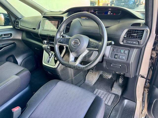 Nissan Serena 2.0L Highway Star F/Srv Rec Fulloan - 5