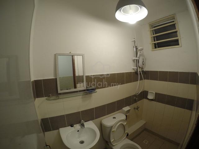 Single Room Ladies Only at Angkasa Apartment Ph1, Menggatal 7 flr 2