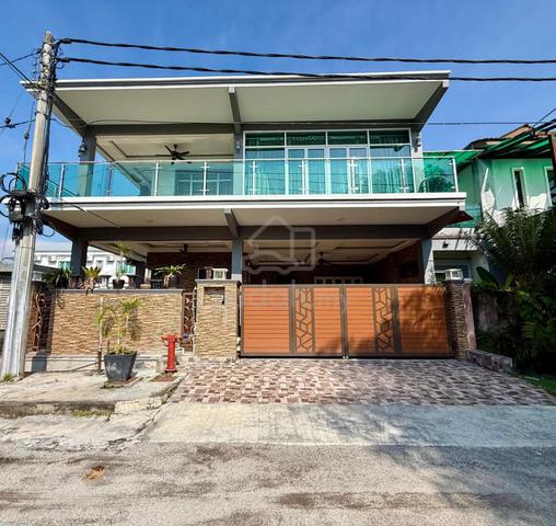 RENOVATED! 2 Sty Terrace End Lot Impian Sejati Saujana Impian Kajang 1