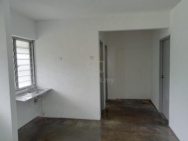Desa Indah Block 33 1