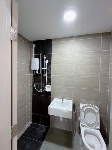 【NEAR MRT】Residensi Suasana Damai, Damansara Damai Room for Rent 4