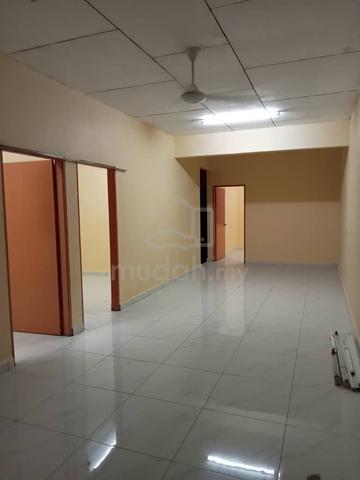 Ulu Tiram / Tmn Tiram Jaya ( Single Storey House ) For Rent 1