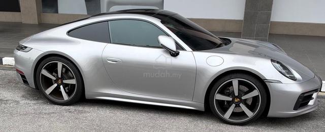 Porsche 911 Carrera 4S 992 High Spec|Direct Owner - 5