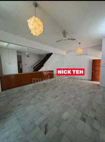Landed Double Storey Semi D At Lorong Kelawai Pulau Tikus Gurney Drive 1