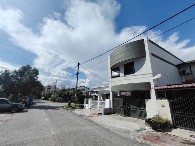 Fully Renovated Double Storey Impian Ehsan Nearby Mines Komuter serdan 1
