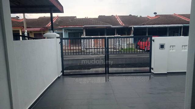 Fully Renovated Single Storey Terrace – Bdr Rinching Semenyih 1