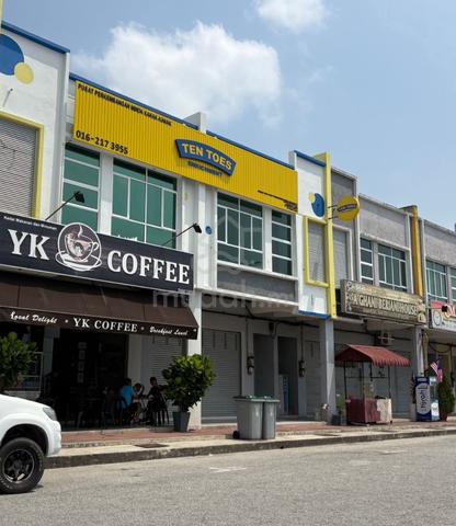 FACING ROAD Ground Floor Shoplot Taman Jasin Perdana Botani 1