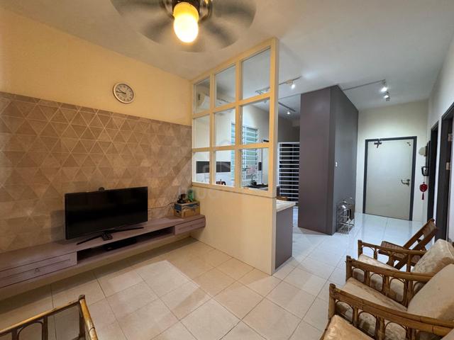 2 bedrooms bumi lot unit at Prime Area Stutong Height 1for sale 1