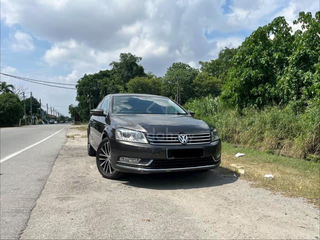 2013 Volkswagen PASSAT 1.8 TSI (a)full loan orcash - 1