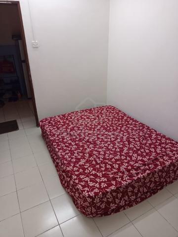 medium room 1