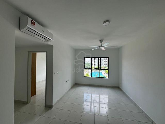 Arena Residence @ Warisan Puteri 1