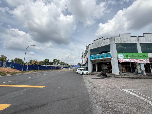 Taman Melawati 3 Storey Shop Intermediate Lot Skudai Johor Bahru 1
