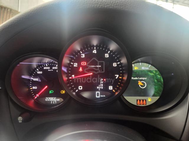 2021 Porsche Macan 360 Camera Power Boot 22,000km - 3