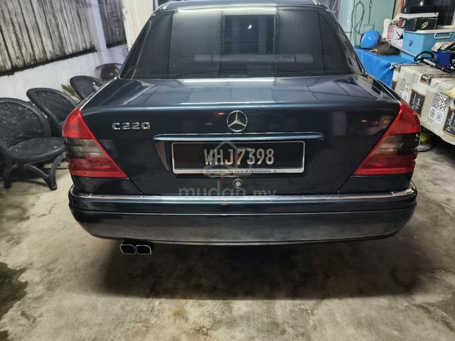 1995 Mercedes Benz E220 (CKD) 2.2 (A) - 1