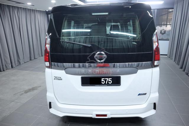2021 Nissan SERENA 2.0 HYBRID PREMIUM FSR F/Loan - 4