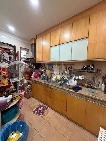 3 Storey Semi D For Sales, Taman Naga Emas, Salak South Garden 1