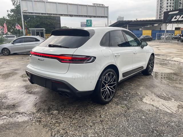 2024 Porsche MACAN T 2.0 PDK Sporty Spec - 2