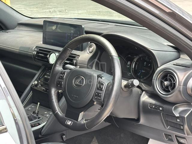 2023 Lexus IS300 2.0 F-SPORT MODE BLACK III (A) - 5