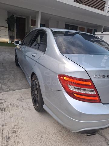 2013 Mercedes Benz C180 BlueEFCY AMG SPRTPCK - 2